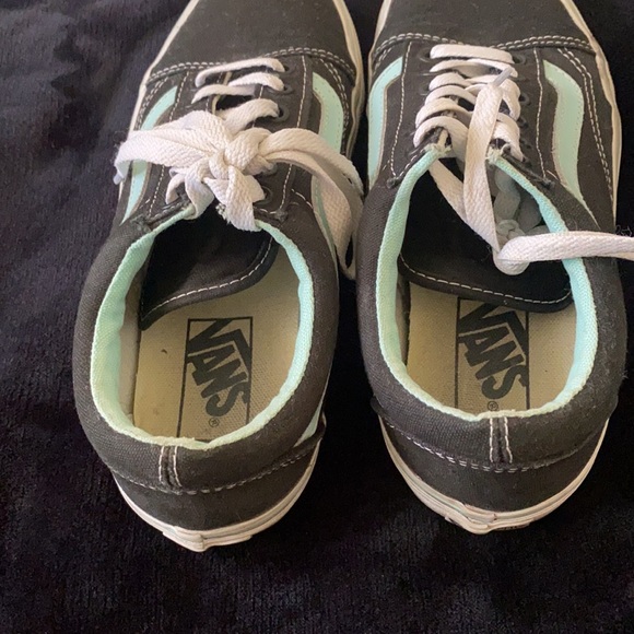 Cute vans - Picture 3 of 3